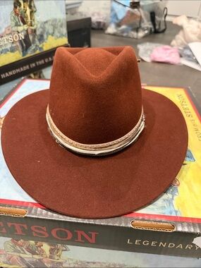 Kemo sabe  Russet Brown rabit Western Hat with Light Band